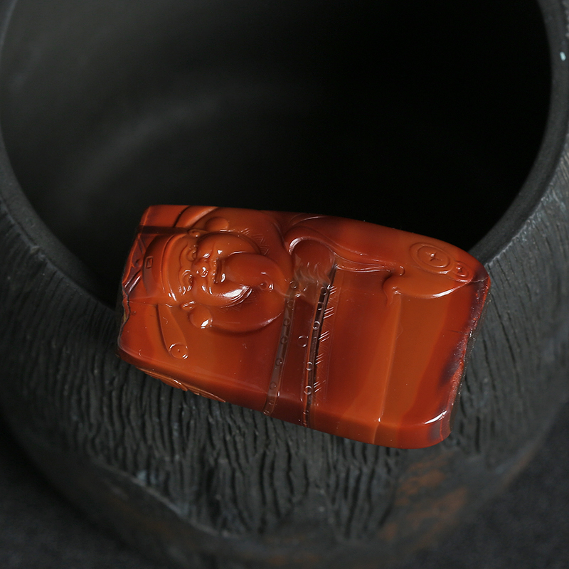 铁皮包浆南红财神-红掌柜