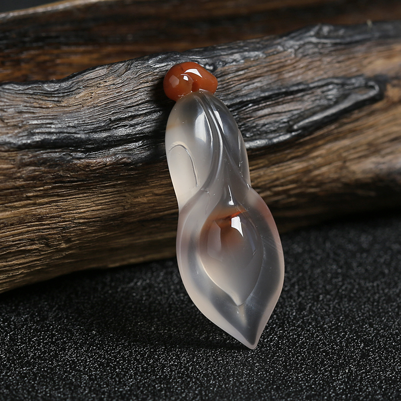 南红玉兰花吊坠-红掌柜