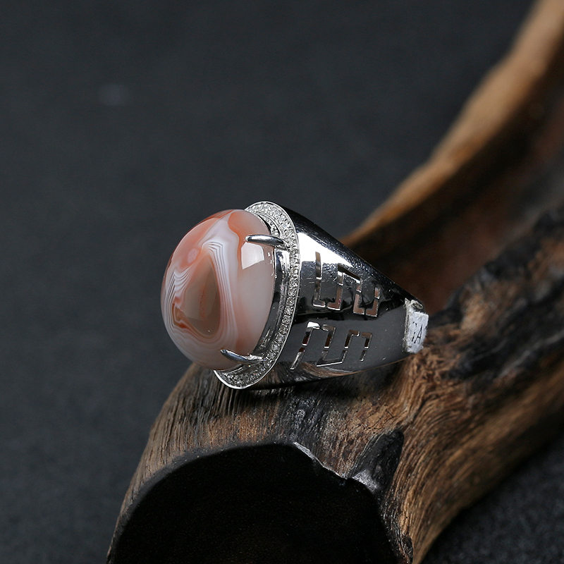 18K金镶钻天然红白料南红戒指-红掌柜