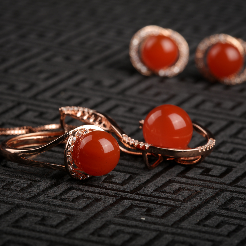 银镶樱桃红南红戒指耳钉吊坠三件套-红掌柜