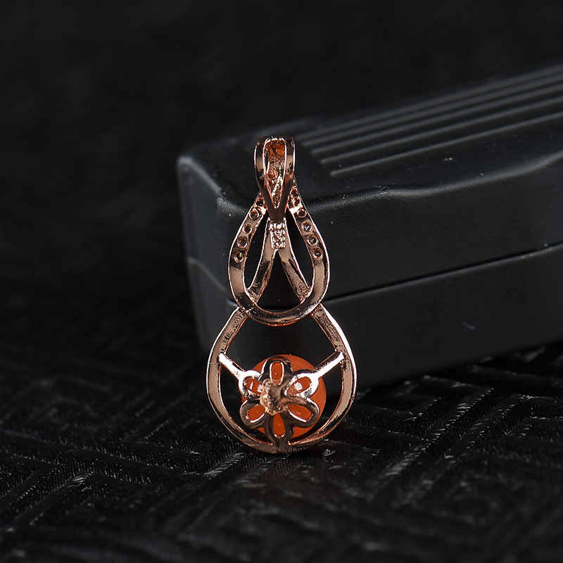 四川樱桃红南红玉兰花吊坠-红掌柜