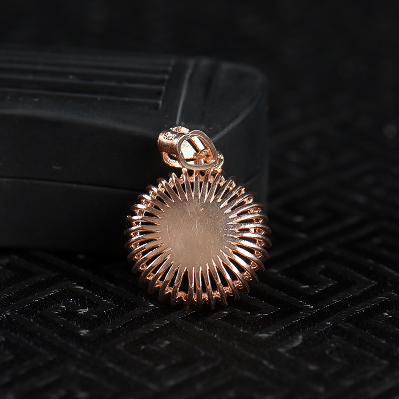 樱桃红南红吊坠-红掌柜