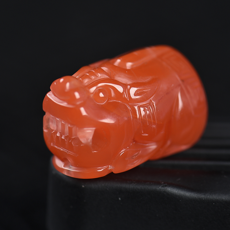 天然南红貔貅挂坠-红掌柜