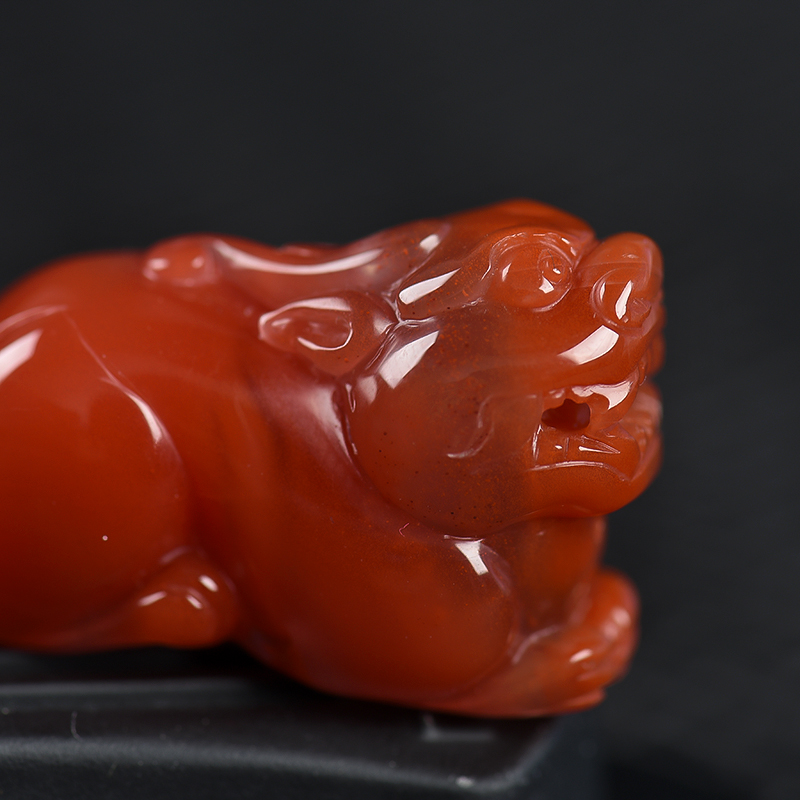 南红貔貅吊坠-红掌柜