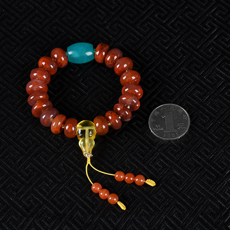 火焰纹南红手串-红掌柜