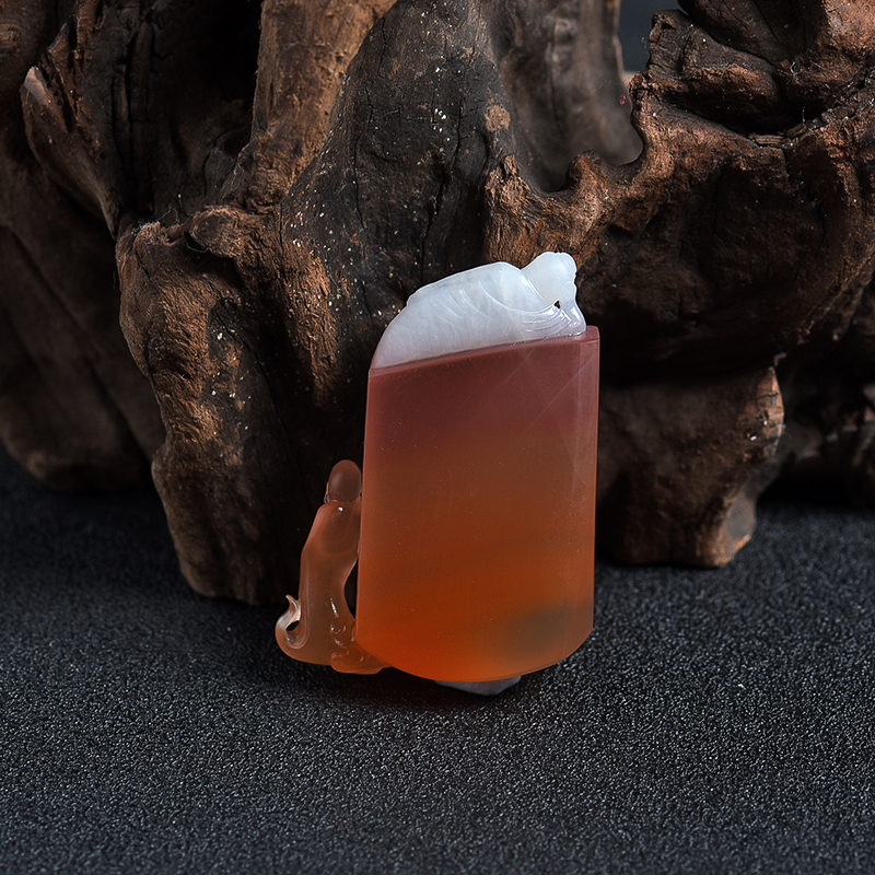 保山天然红白料南红挂件 - 红掌柜