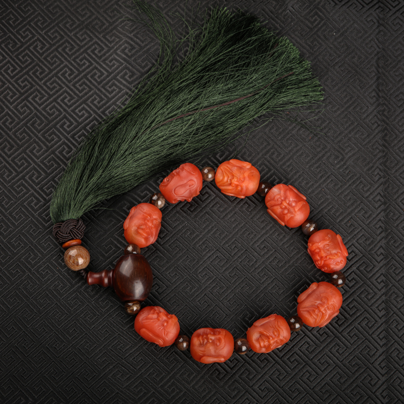 天然南红罗汉头手把件-红掌柜