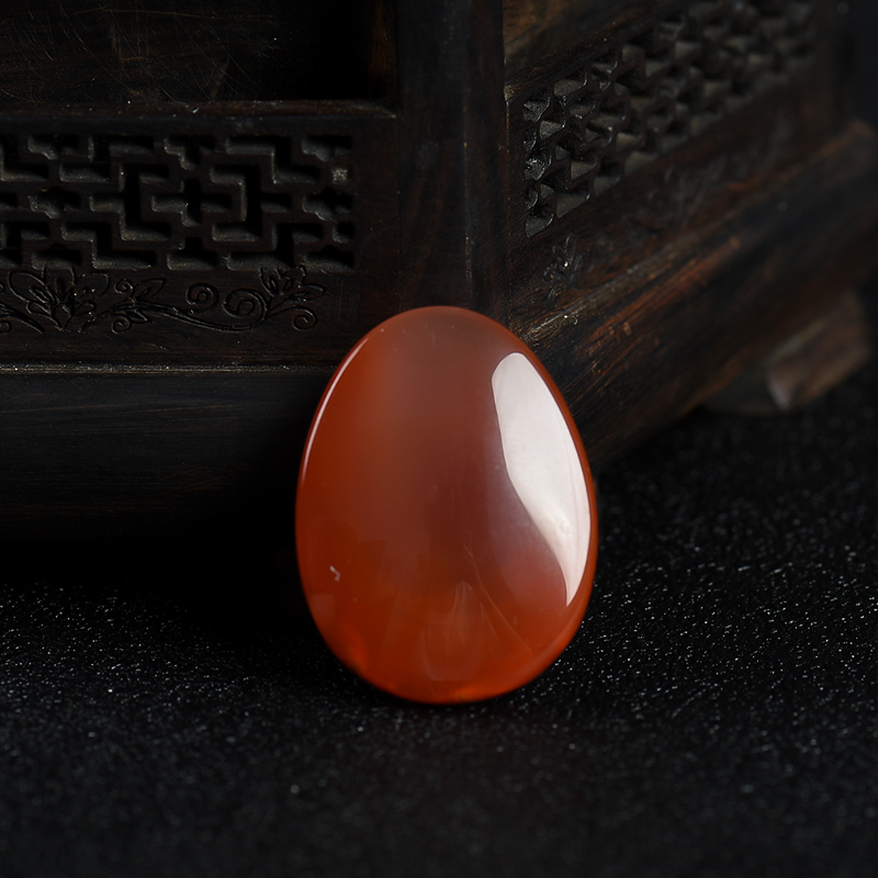 天然南红随形吊坠-红掌柜