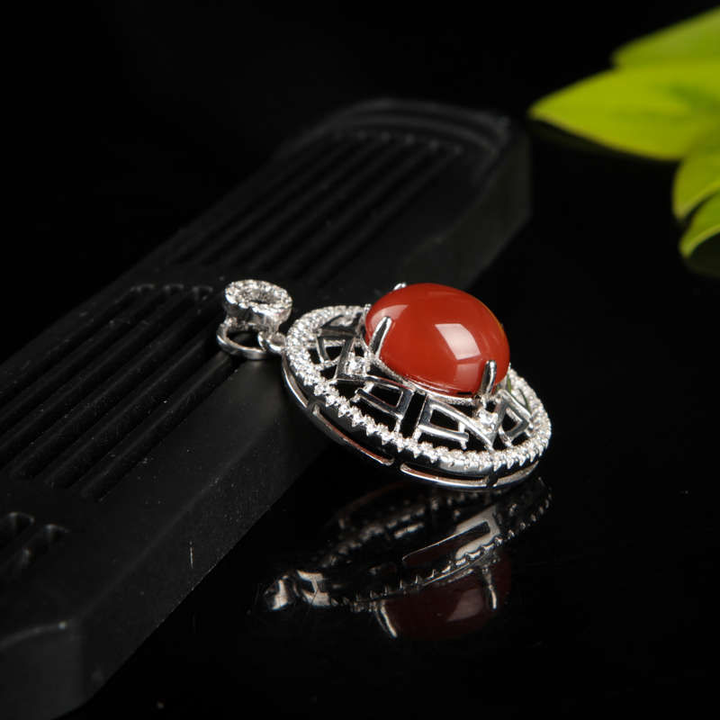 天然川料樱桃红南红吊坠-红掌柜