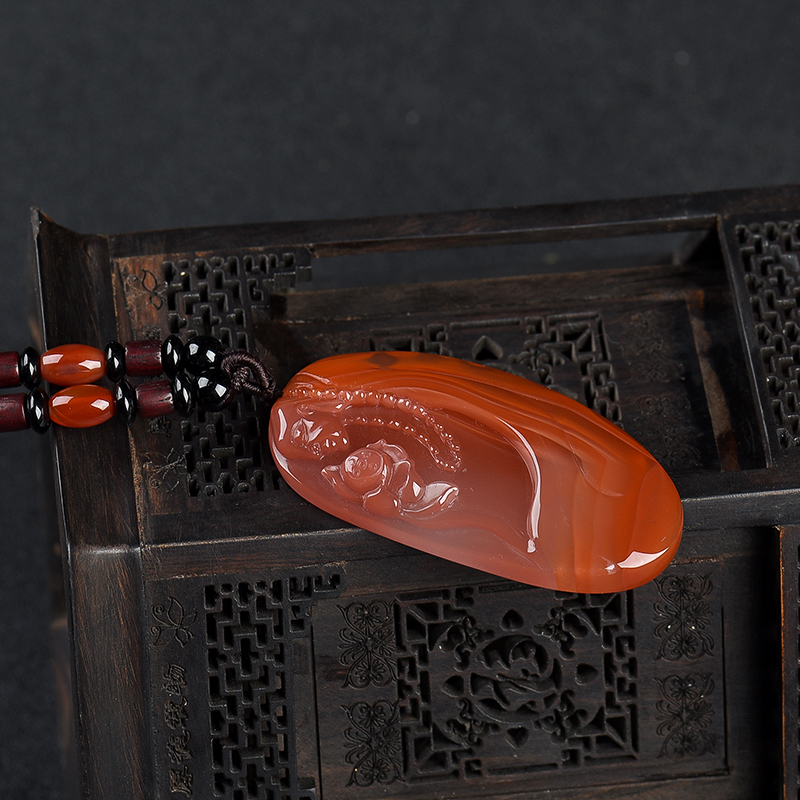 四川凉山南红花开见佛吊坠-红掌柜