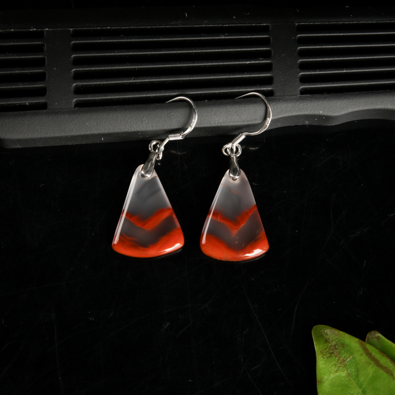 银镶冰飘料南红耳坠-红掌柜