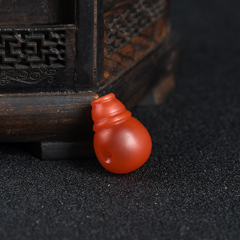 天然冰飘料南红三通-红掌柜