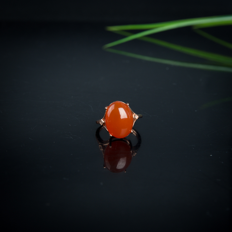 银镶樱桃红南红戒指-红掌柜