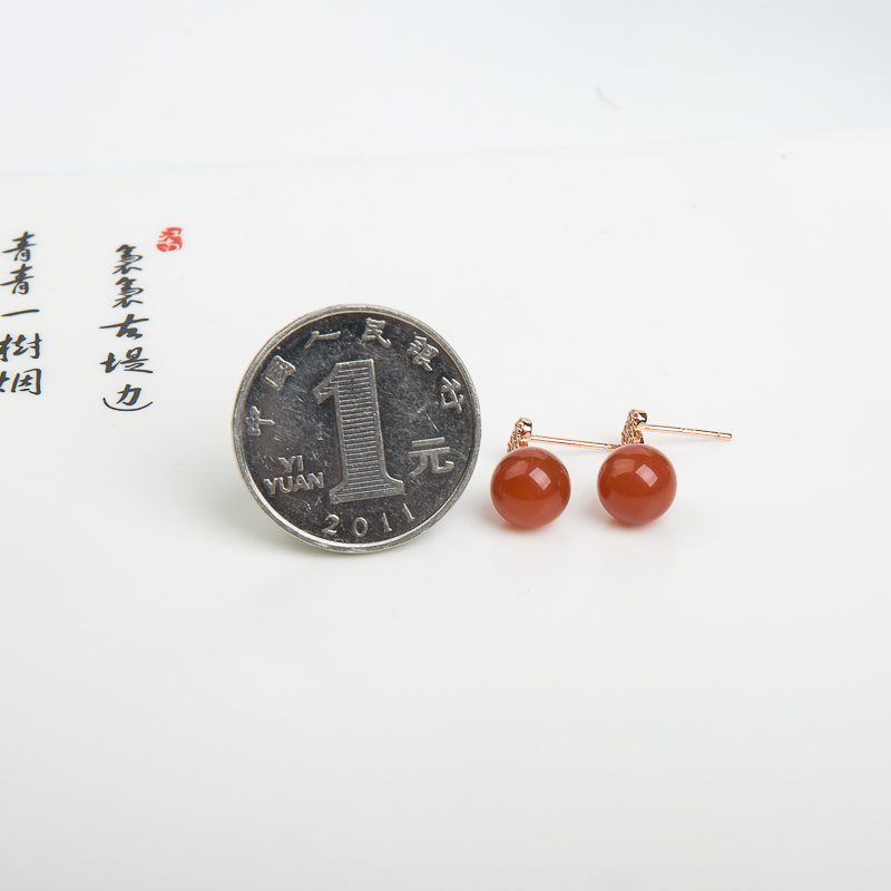 银镶樱桃红南红白羊座耳钉-红掌柜