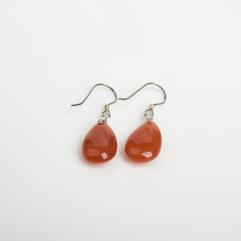 樱桃红南红随形耳坠-红掌柜