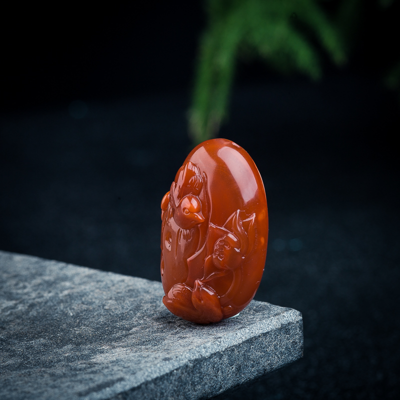 天然南红鸳鸯吊坠-红掌柜