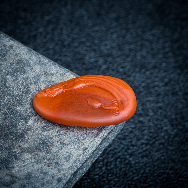 柿子红南红仕女吊坠-红掌柜