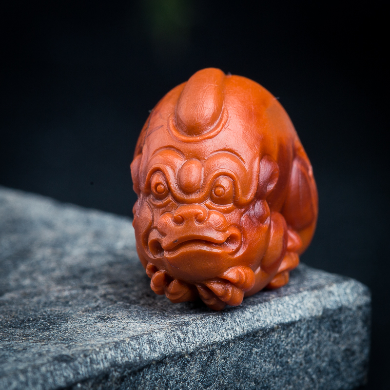 柿子红南红貔貅吊坠-红掌柜