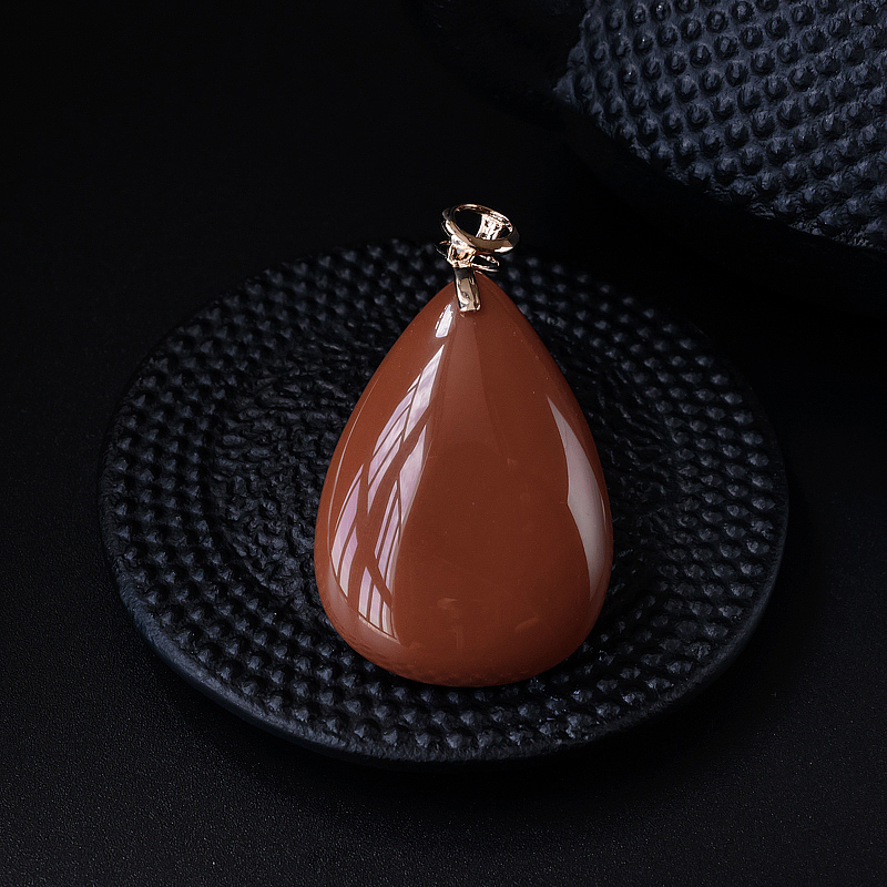 18K金镶嵌川料满肉柿子红南红水滴吊坠 - 红掌柜