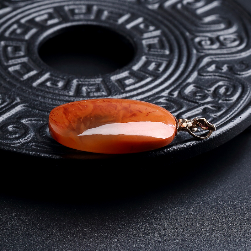 18K镶南红吊坠-红掌柜