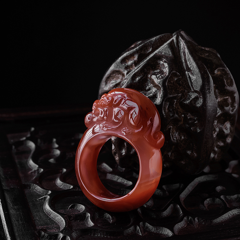 南红貔貅扳指-红掌柜