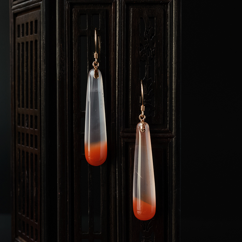 18K金镶冰飘南红水滴耳坠-红掌柜