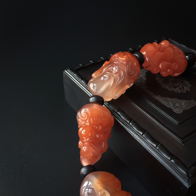 冰飘南红双面十八罗汉手持 - 红掌柜