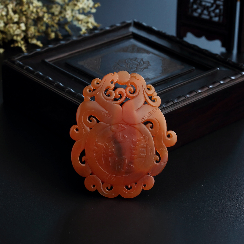 四川天然南红龙凤呈祥吊坠-红掌柜