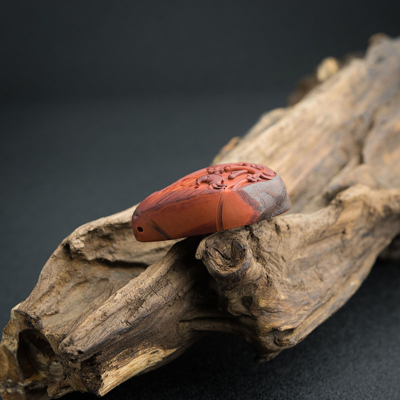 天然南红喜上眉俏吊坠-红掌柜