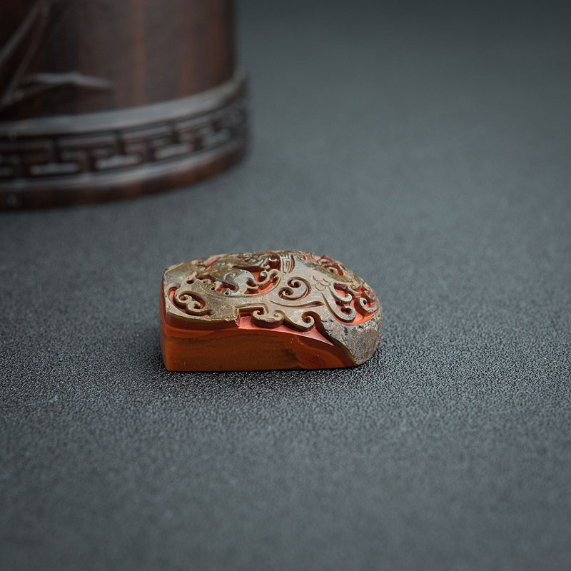 天然南红龙凤呈祥吊坠-红掌柜