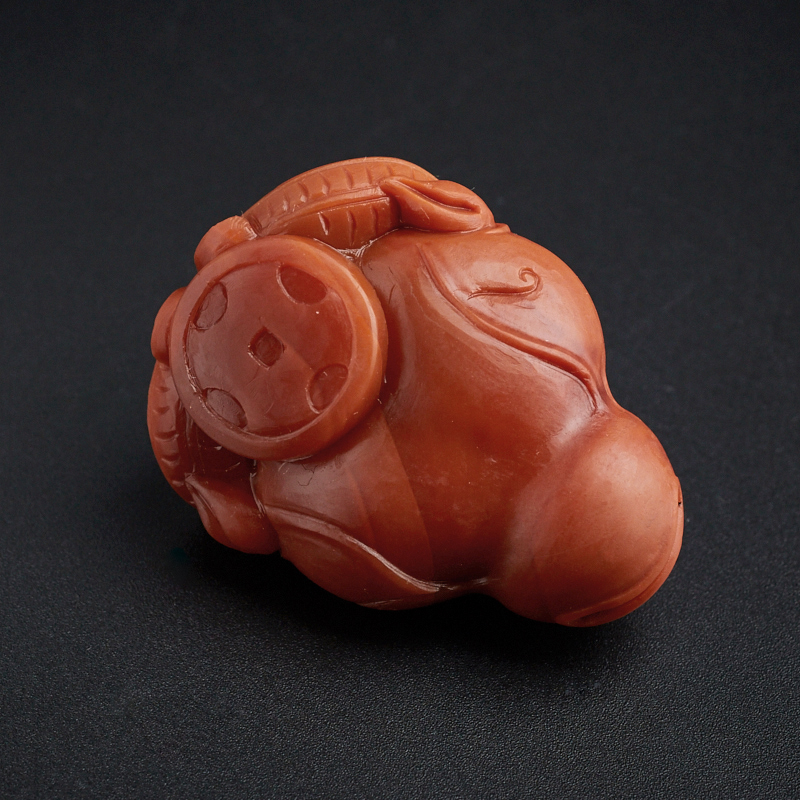 满肉俏色南红牛头吊坠-红掌柜珠宝