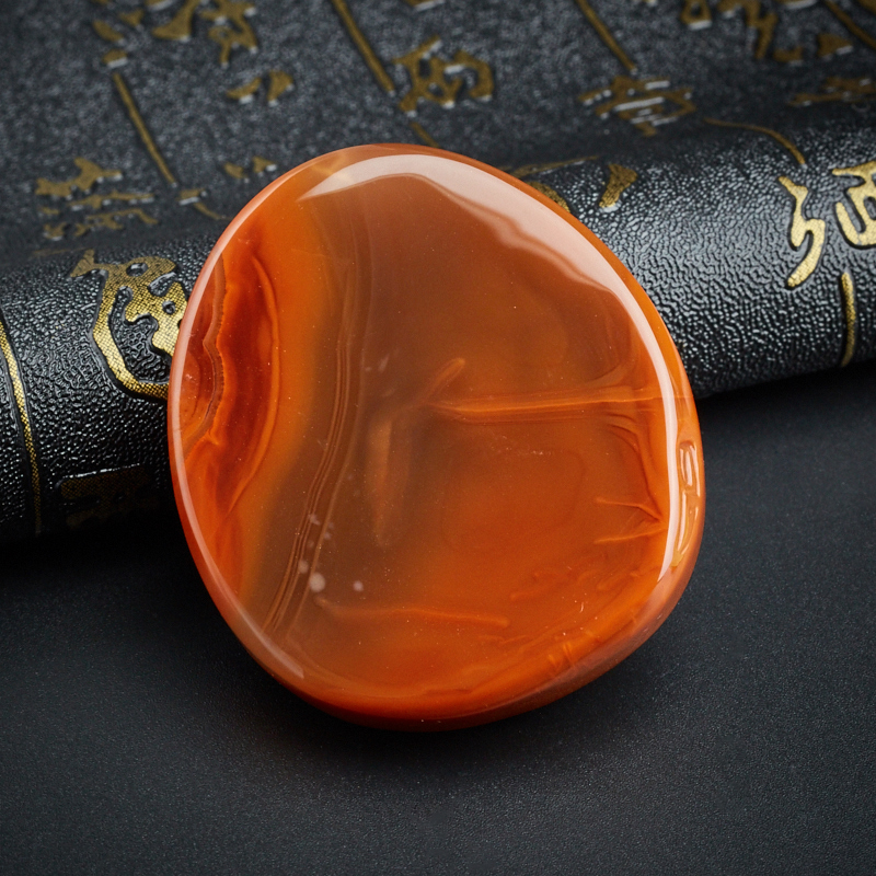 川料柿子红南红仿古龙牌吊坠 - 红掌柜珠宝