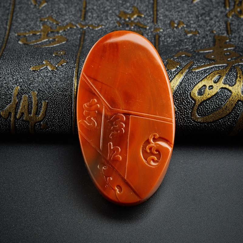 巧雕仿古龙牌吊坠 - 红掌柜