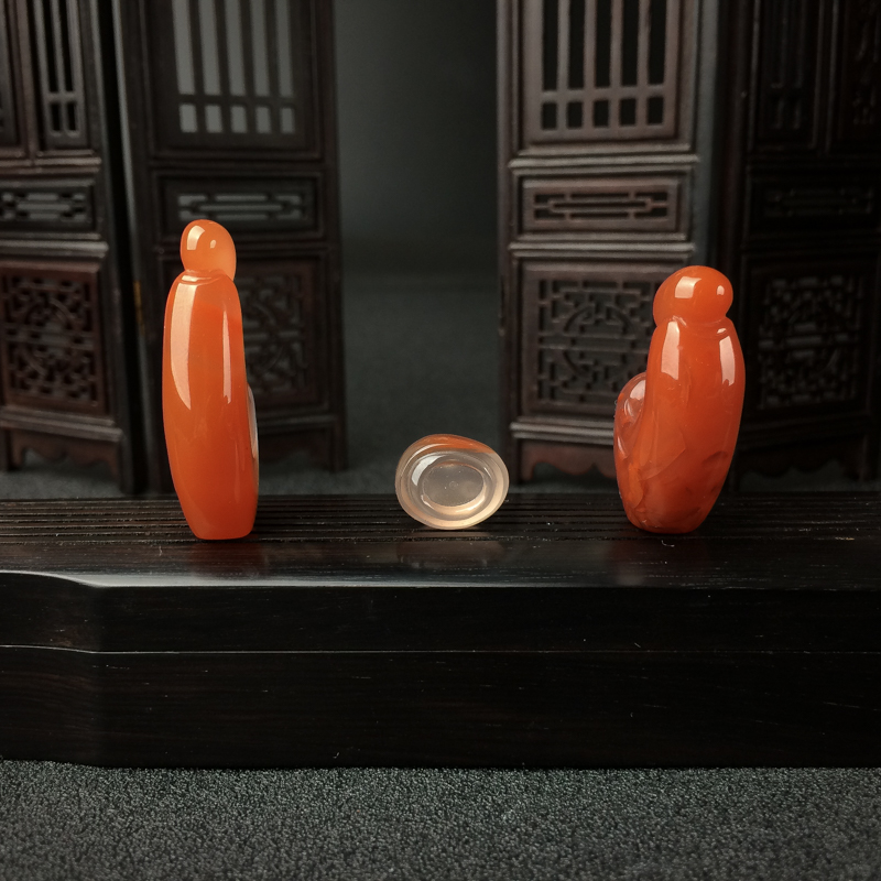 川料天然冰飘南红摆件-红掌柜