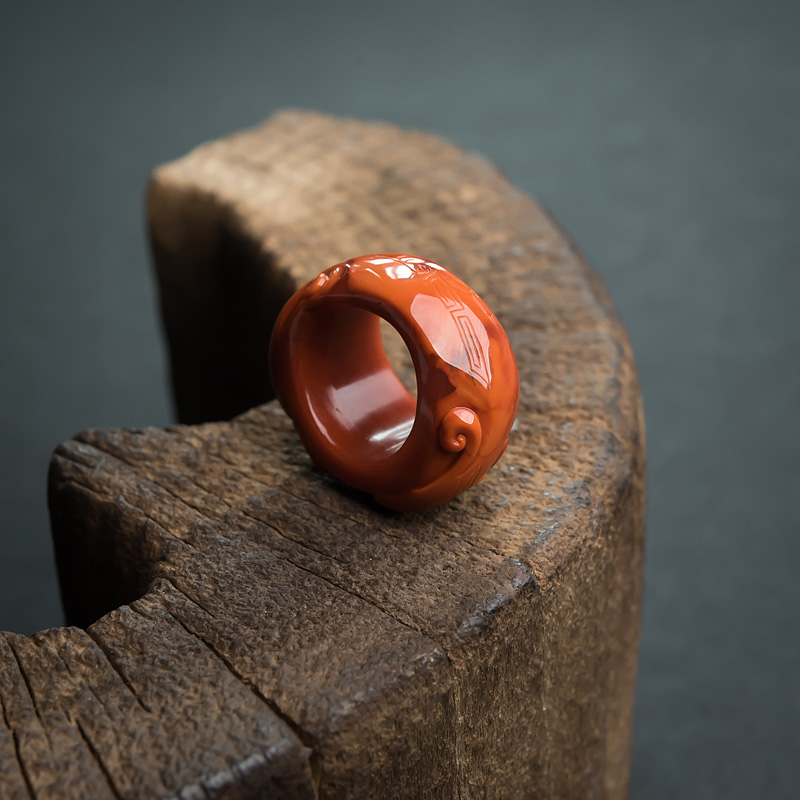 天然柿子红南红龙凤扳指-红掌柜