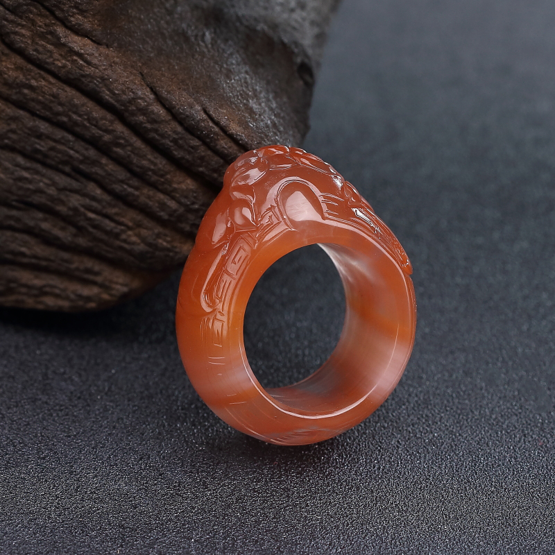 冰飘料南红貔貅戒指-红掌柜