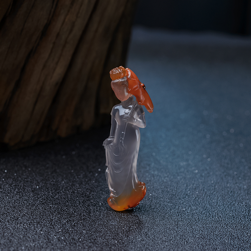 冻料南红美女吊坠-红掌柜