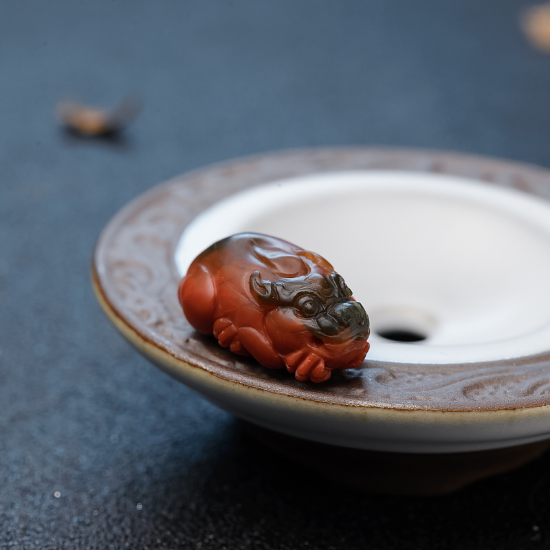 南红貔貅吊坠-红掌柜