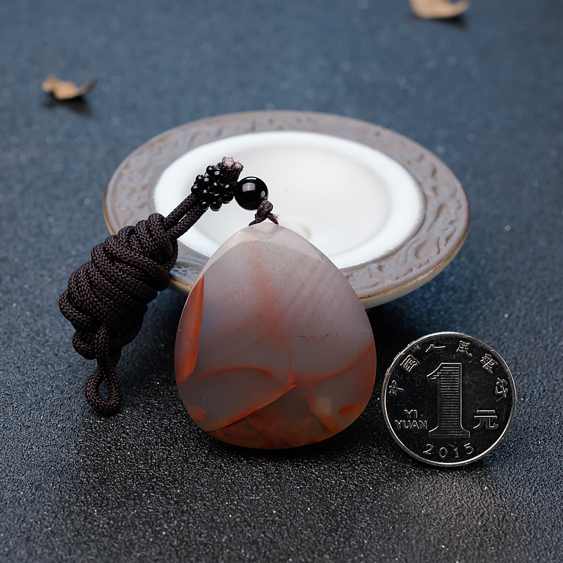 天然冰飘料南红随形吊坠-红掌柜