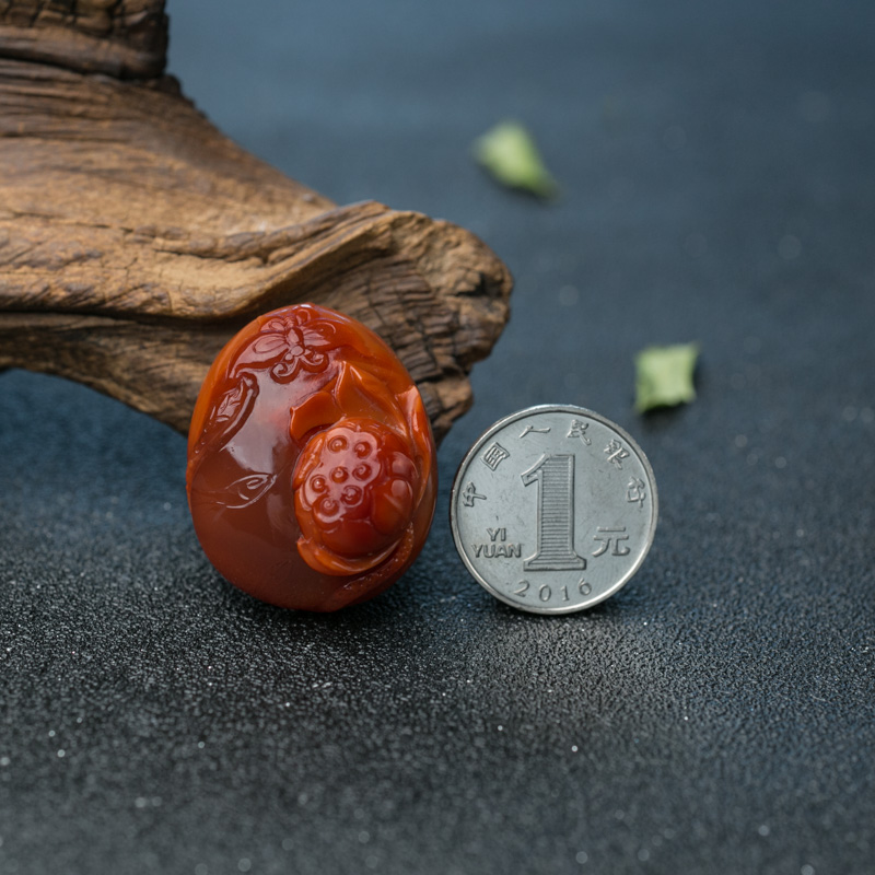 柿子红南红吊坠-红掌柜