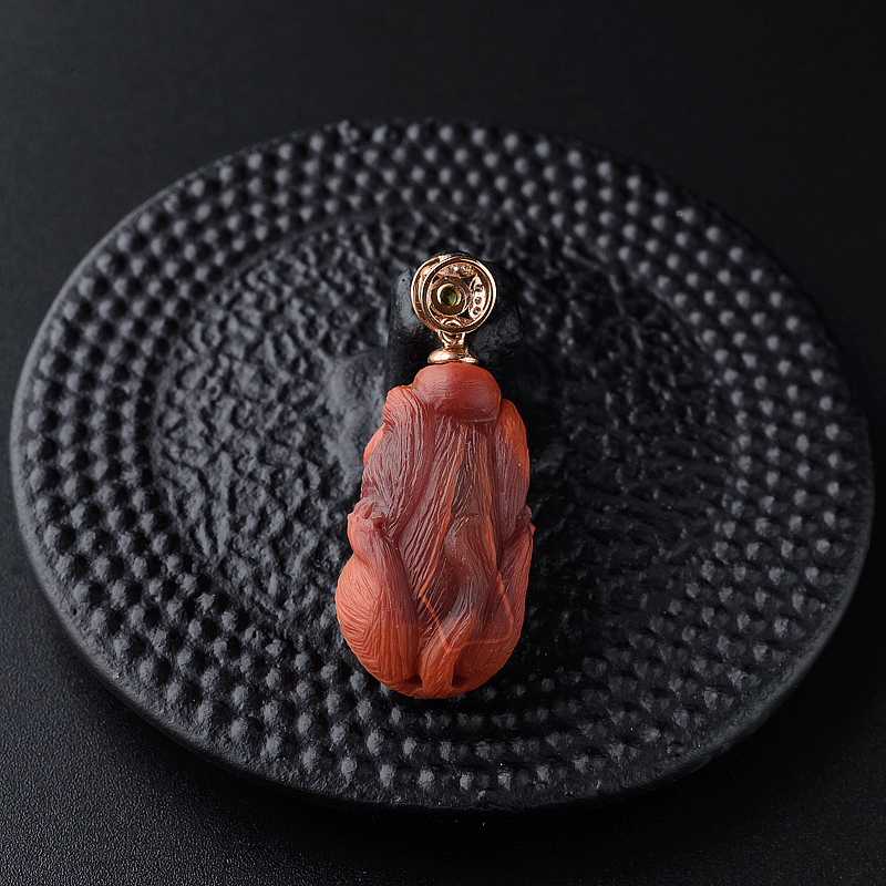 18K金镶天然南红老鼠吊坠-红掌柜