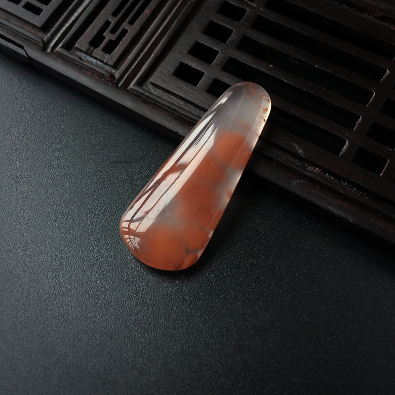 冰飘南红吊坠-红掌柜