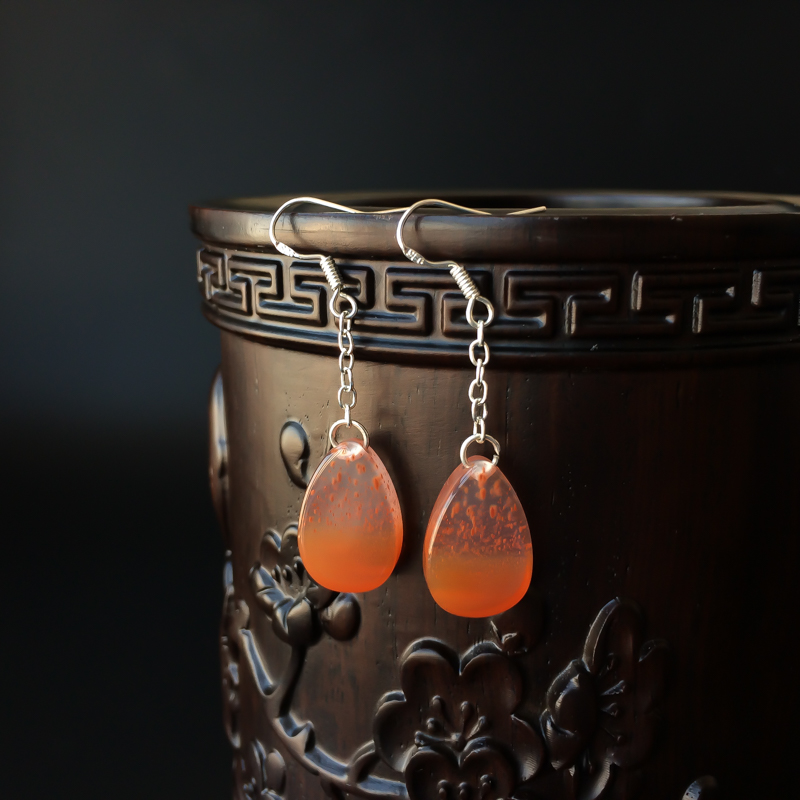 银镶冰飘南红耳坠-红掌柜