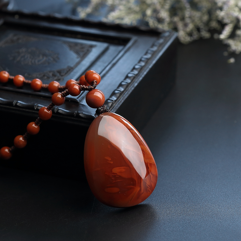 南红随形吊坠-红掌柜