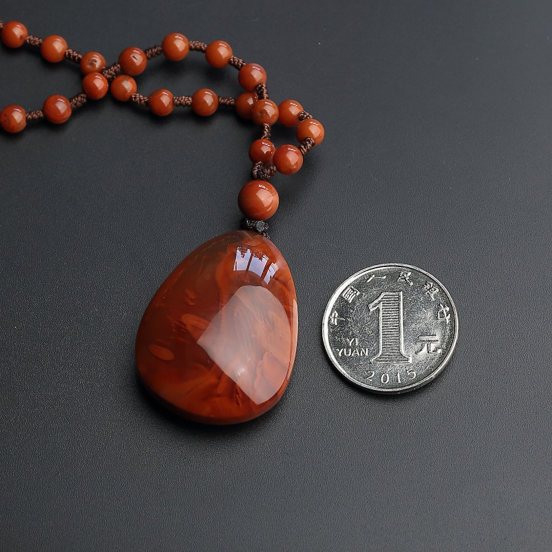 天然南红随形吊坠-红掌柜
