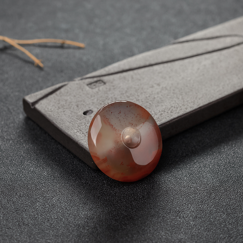 冰飘料南红吊坠-红掌柜