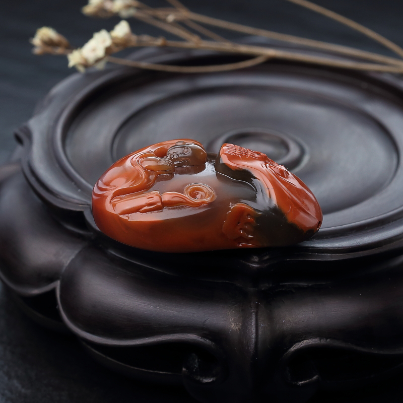 保山天然冻料南红吊坠-红掌柜