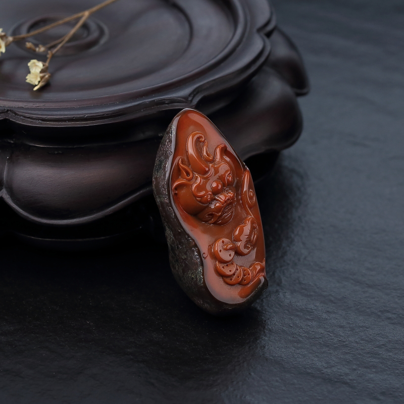 天然包浆料南红貔貅吊坠-红掌柜