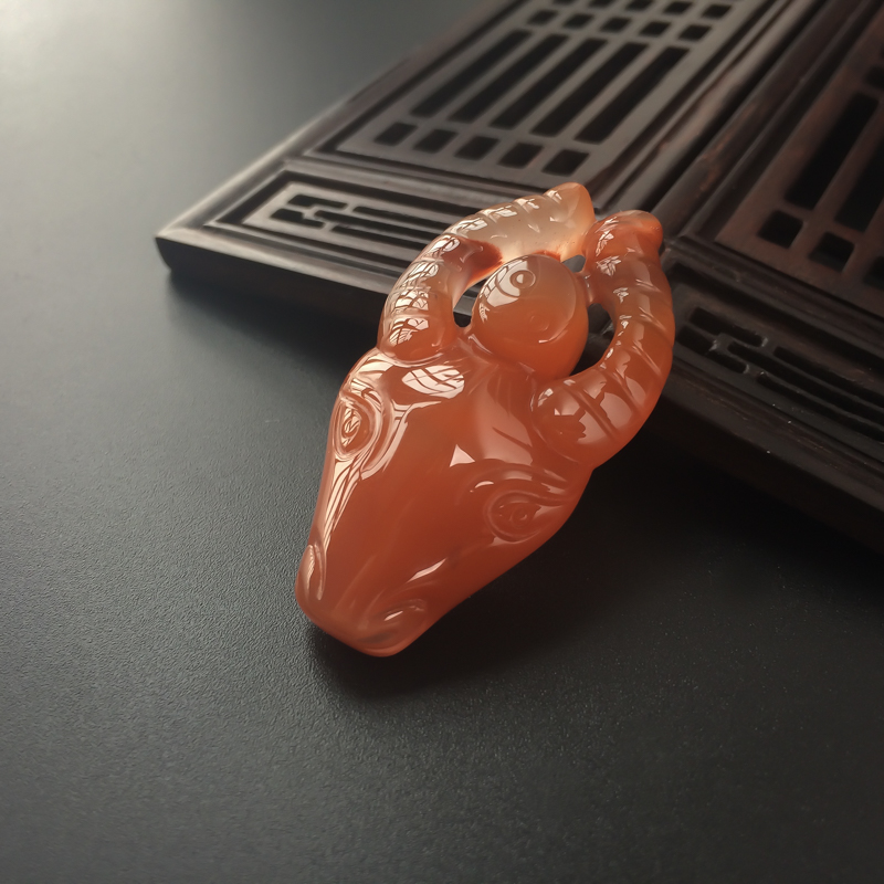 南红吊坠-红掌柜