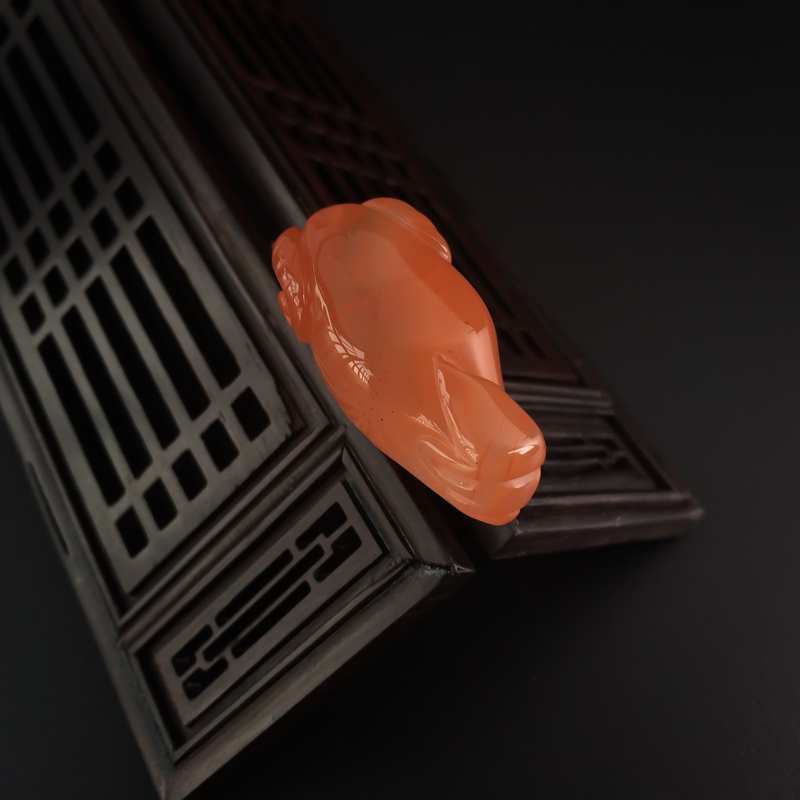 南红牛头吊坠-红掌柜